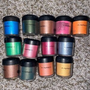 Mac loose powder eyeshadow